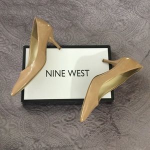 Nine West Patent Nude Mid-Heels